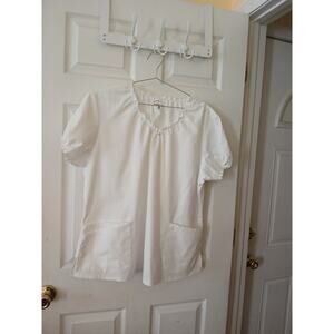 Butter-soft Scrub Top Women's XL White Scrubs Uniform Medical Nursing Uniform